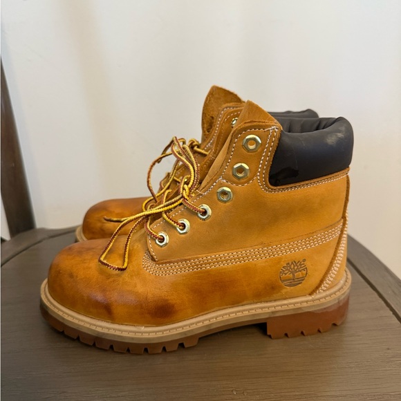 Timberland Youth Boots size 1 USED - Picture 2 of 4